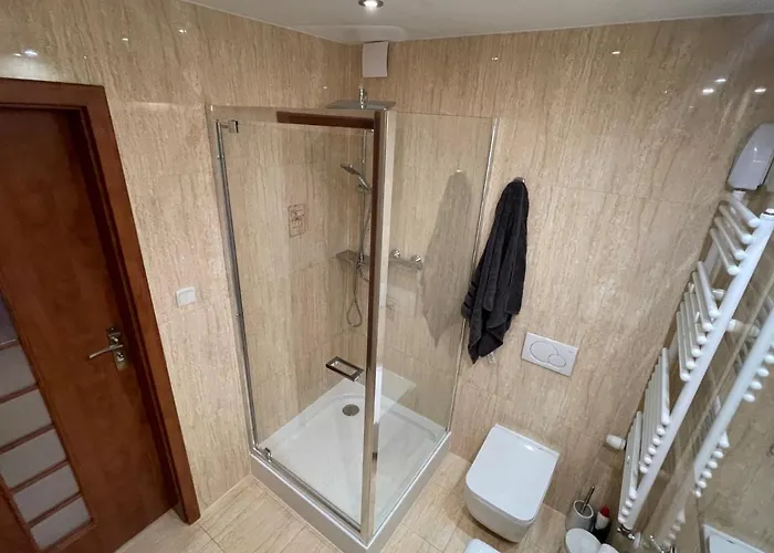 Szmaragdowy 아파트